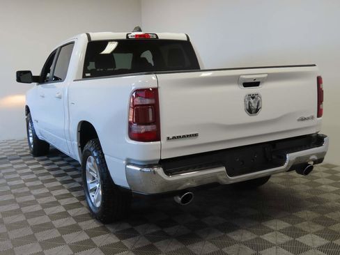 Used 2024 RAM 1500 Laramie AWD/4WD image 3