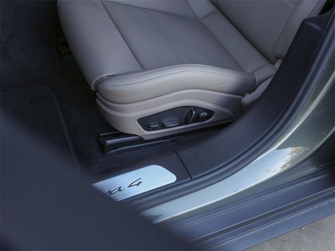 New 2026 Porsche Panamera 4 image 13