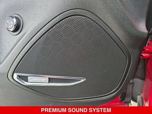 Used 2025 Buick Envision Preferred AWD/4WD image 13