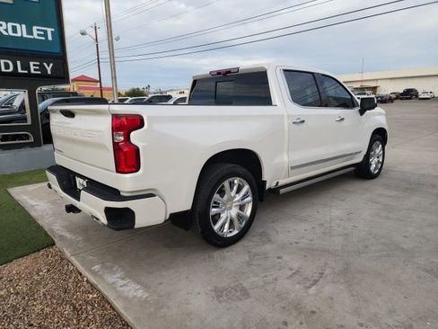 Used 2024 Chevrolet Silverado 1500 High Country image 4