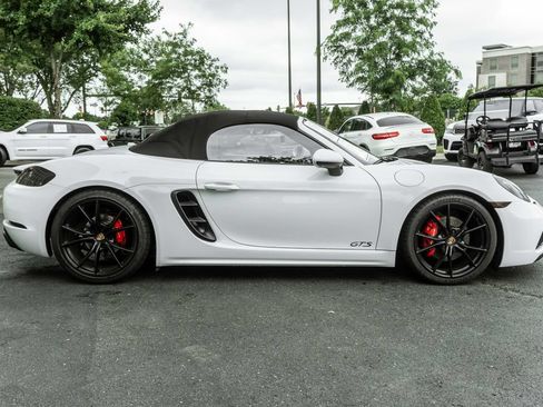 Used 2018 Porsche 718 Boxster GTS RWD image 3
