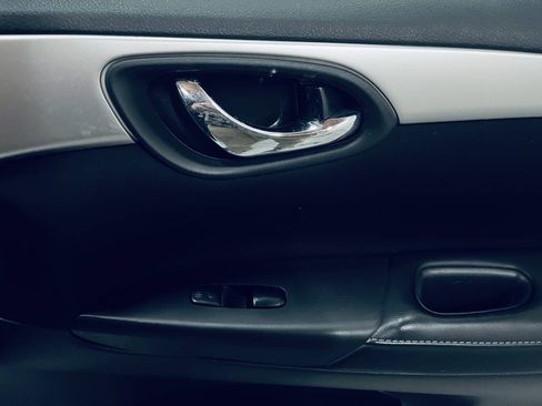 Used 2019 Nissan Sentra S FWD image 36