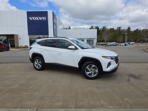 Used 2024 Hyundai Tucson SEL image 2