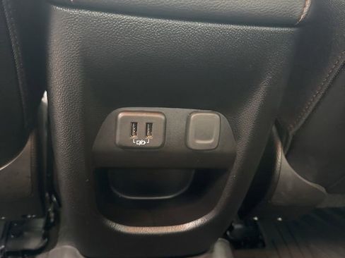 Used 2022 GMC Canyon AT4 w/ Driver Alert Package image 19