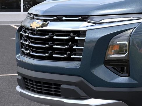 New 2027 Chevrolet Equinox LT w/ Convenience Package II AWD/4WD image 16