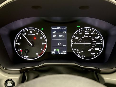 Used 2025 Subaru Outback Limited AWD/4WD image 13