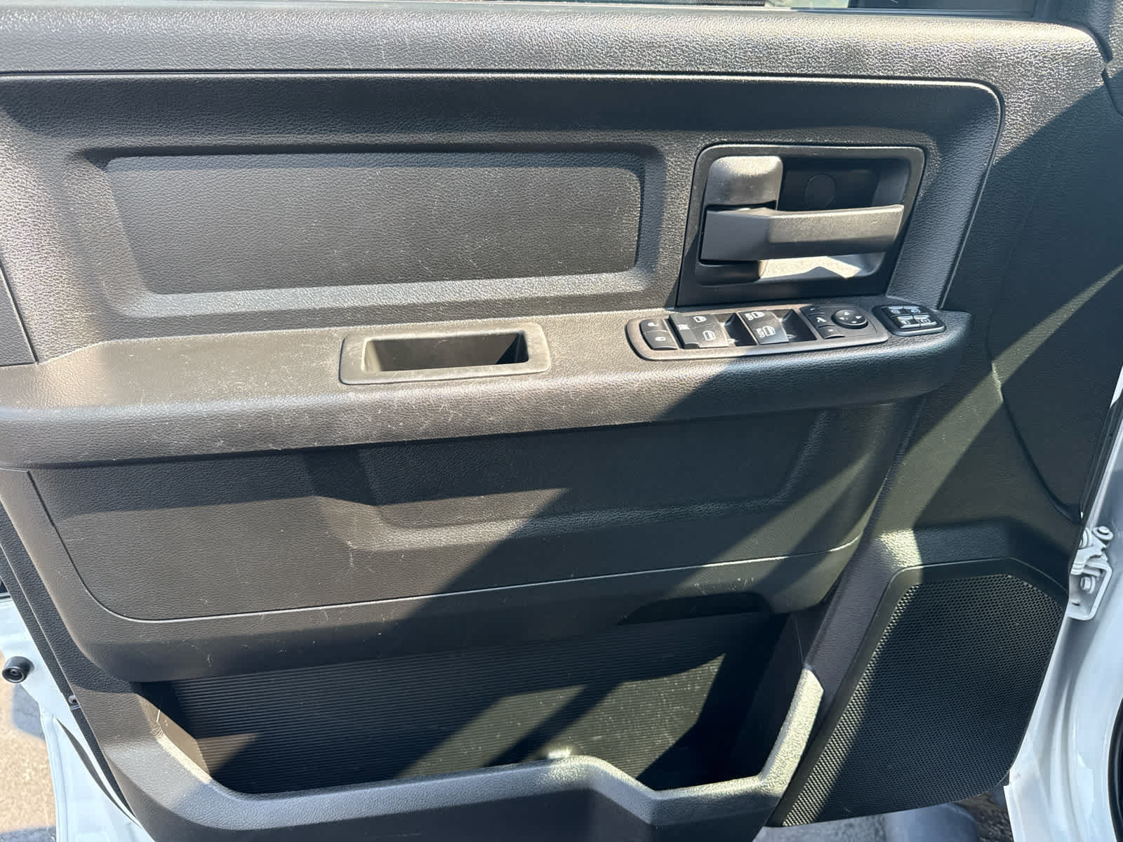 Used 2023 RAM 2500 Tradesman w/ Chrome Appearance Group AWD/4WD image 14