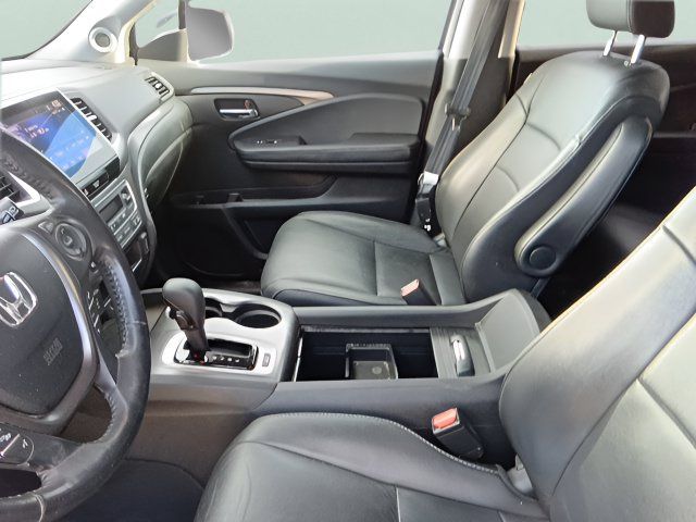Used 2017 Honda Pilot EX-L image 11