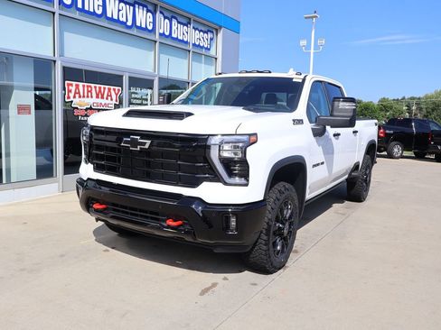New 2026 Chevrolet Silverado 2500 LTZ w/ LTZ Plus Package AWD/4WD image 6