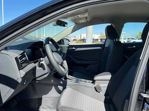 Used 2026 Volkswagen Jetta S FWD image 4