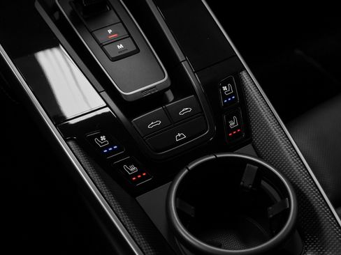 Used 2023 Porsche 911 Turbo S image 51