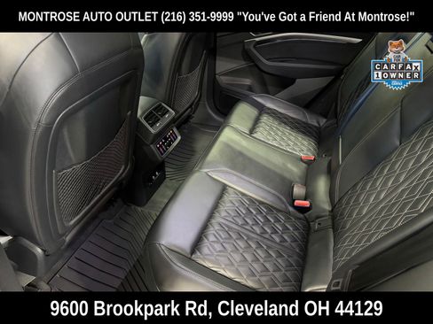 Used 2022 Audi e-tron S Premium Plus image 38