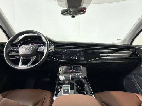 Used 2021 Audi Q7 2.0T Premium Plus w/ Premium Plus Package AWD/4WD image 12