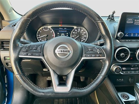 Used 2023 Nissan Sentra SR w/ SR Premium Package image 11