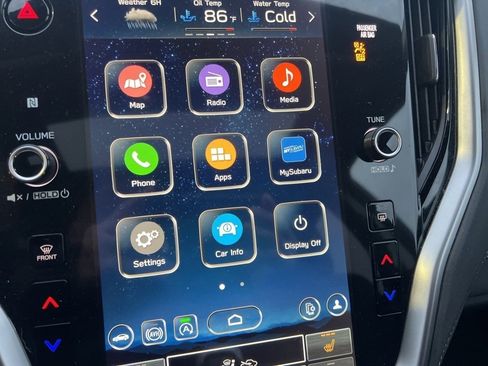 Used 2025 Subaru Outback Premium image 8