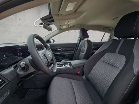 New 2026 Nissan Sentra SV FWD image 19