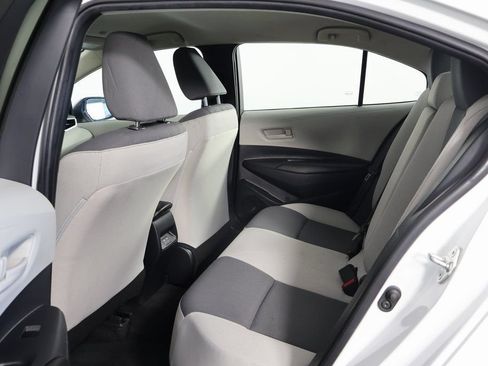 Used 2024 Toyota Corolla LE FWD image 11