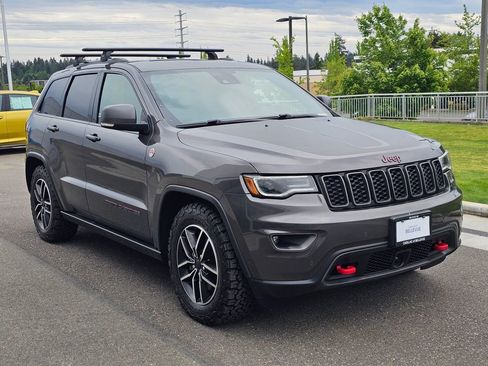Used 2019 Jeep Grand Cherokee Trailhawk w/ Trailhawk Luxury Group AWD/4WD image 7