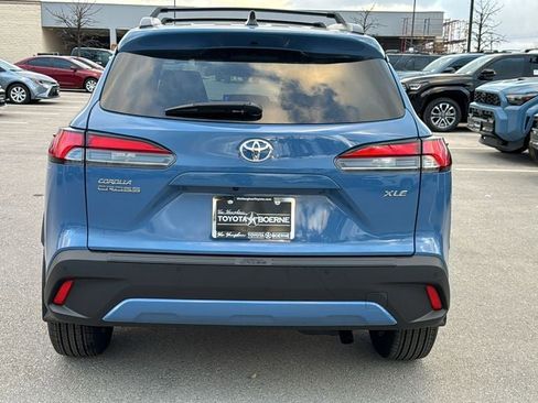 New 2026 Toyota Corolla Cross XLE image 7