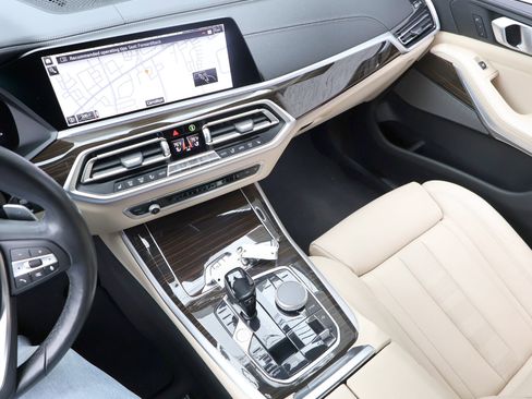 Used 2021 BMW X5 sDrive40i w/ Premium Package image 46