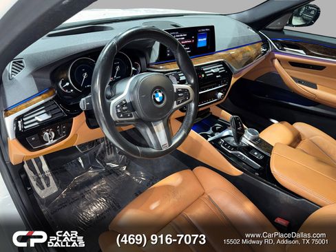 Used 2019 BMW 540i w/ M Sport Package RWD image 14