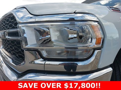 Used 2024 RAM 2500 Tradesman w/ Chrome Appearance Group image 31