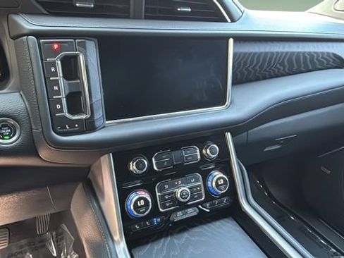 Used 2023 GMC Yukon Denali w/ Max Trailering Package AWD/4WD image 27