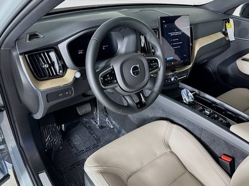 New 2026 Volvo XC60 T8 Plus w/ Protection Package Premier AWD/4WD image 9