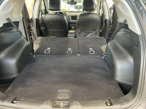 Used 2018 Jeep Compass Latitude w/ Popular Equipment Group AWD/4WD image 21