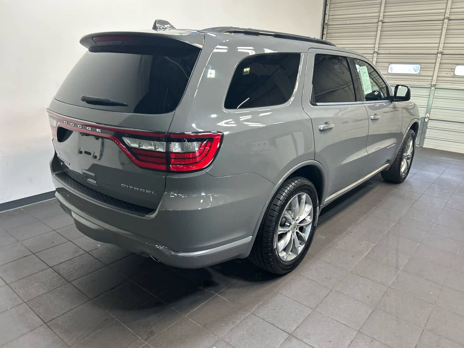 Used 2022 Dodge Durango Citadel AWD/4WD image 3