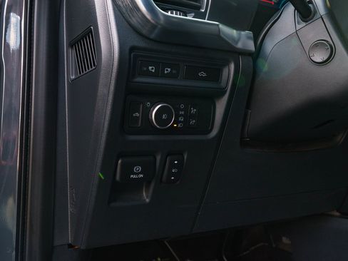 Used 2021 Ford F150 Lariat w/ Equipment Group 502A High AWD/4WD image 23