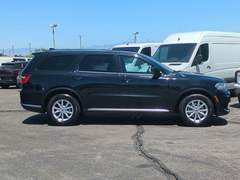 Used 2023 Dodge Durango SXT RWD image 9