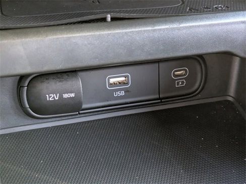 Used 2023 Kia Soul GT-Line image 18