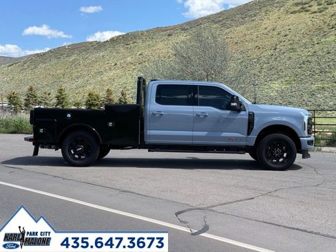 Used 2025 Ford F350 Lariat w/ Lariat Ultimate Package AWD/4WD image 6