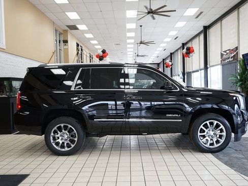 Used 2016 GMC Yukon Denali w/ Open Road Package image 21