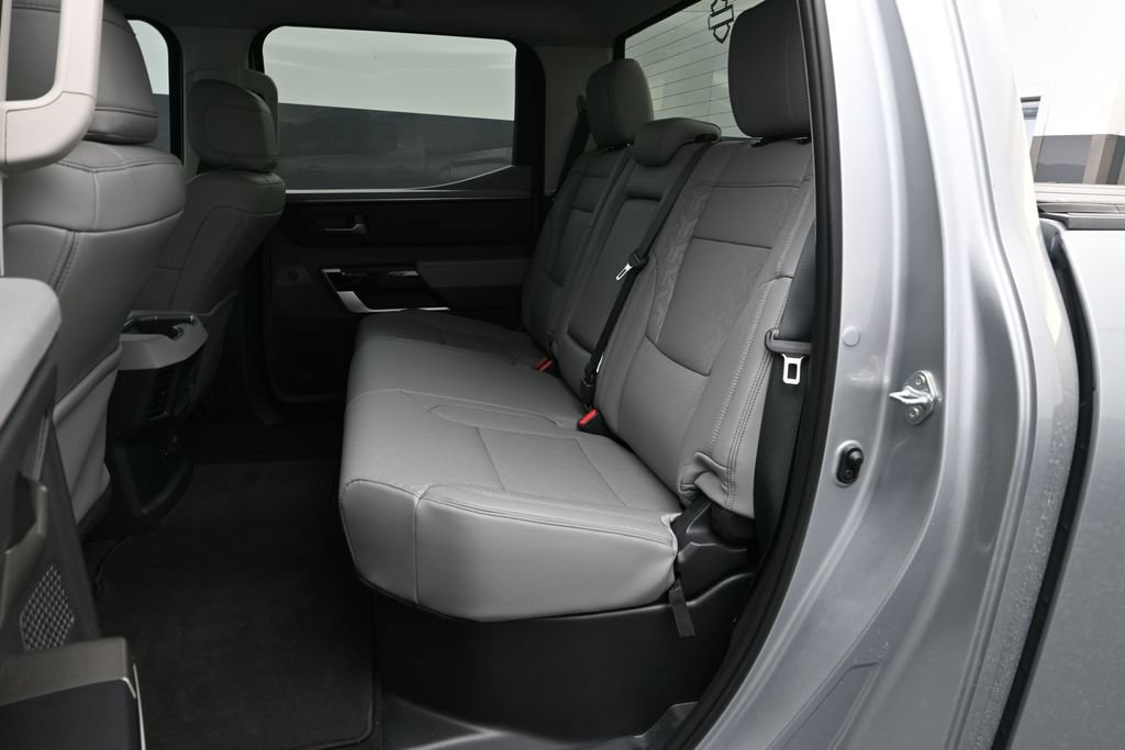 Used 2024 Toyota Tundra Limited w/ Power Package AWD/4WD image 17
