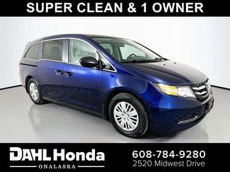 Used 2015 Honda Odyssey LX video 1