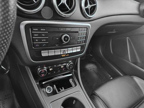 Used 2019 Mercedes-Benz CLA 250 image 15