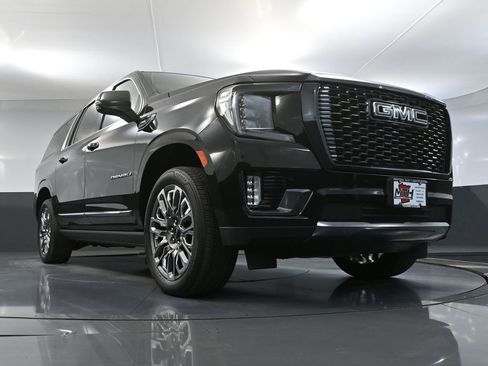 Used 2023 GMC Yukon XL Denali Ultimate AWD/4WD image 68
