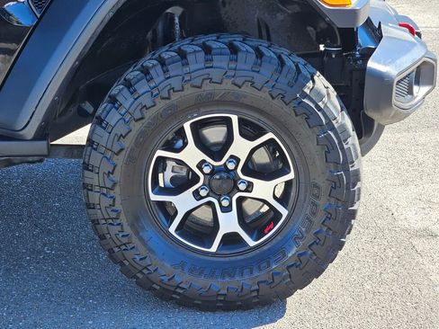 Used 2020 Jeep Wrangler Rubicon w/ Uconnect 4C Nav & Sound Group image 10