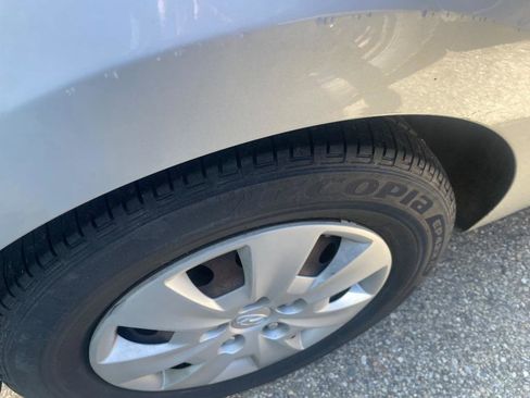 Used 2010 Hyundai Elantra SE w/ Popular Equipment Pkg 2 FWD image 8