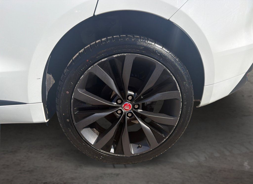 Used 2020 Jaguar F-PACE R-Sport AWD/4WD image 19