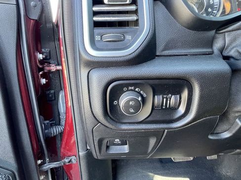 Used 2019 RAM 1500 Big Horn image 13