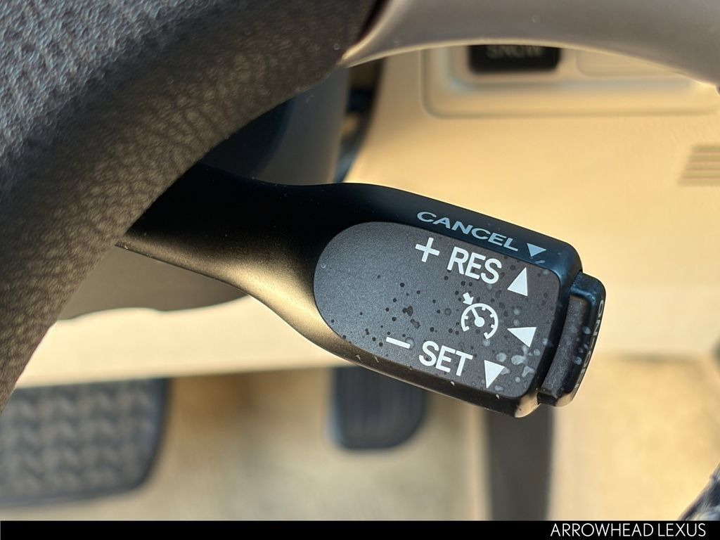 Used 2012 Lexus IS 250C RWD image 24