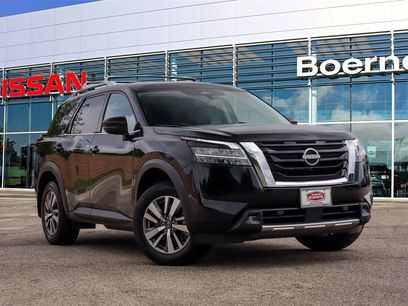 Used 2022 Nissan Pathfinder SL