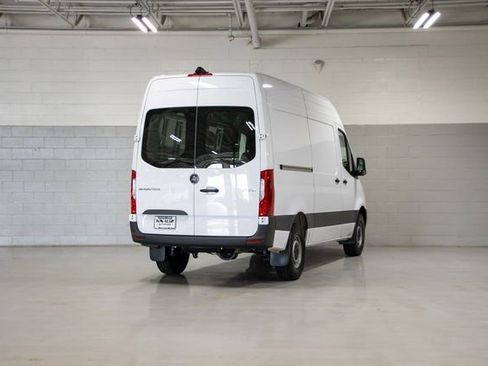 Used 2024 Mercedes-Benz Sprinter 144 Cargo image 7
