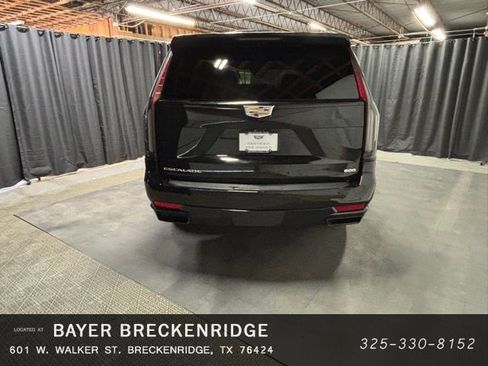 Used 2023 Cadillac Escalade ESV Sport image 4