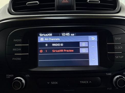 Used 2019 Kia Soul FWD image 34