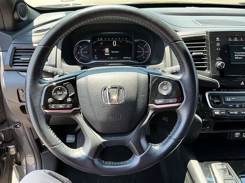 Used 2021 Honda Passport Touring image 14