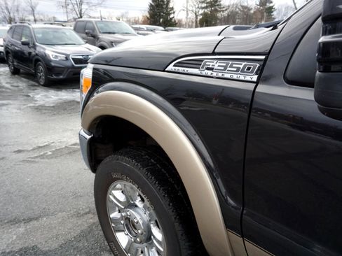 Used 2014 Ford F350 Lariat image 11